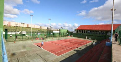 Club Tamarasit Tenis-Pádel y Cafetería