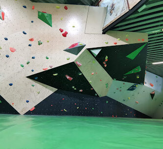 Cimax Climbing