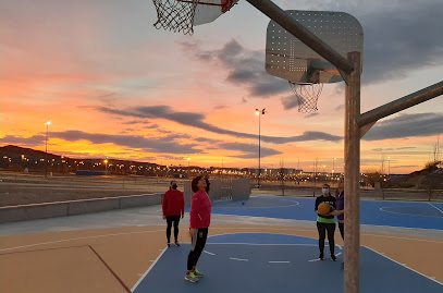 Centro Deportivo "Ven Actívate Sport" al aire libre