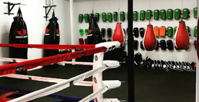 Muay thai school malaga