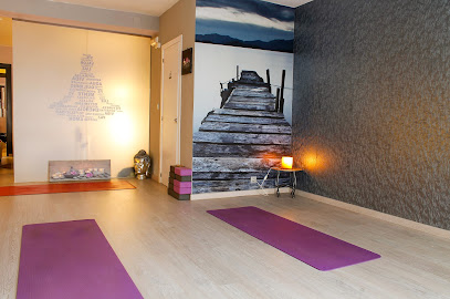 Centro Indira Yoga & Pilates - Oviedo