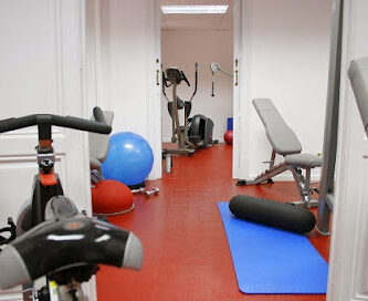 Rebody Personal Training gym Barcelona · gimnasio de entrenamiento personal dese 2008